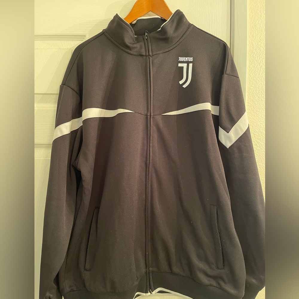 Juventus Black XL Pull Up